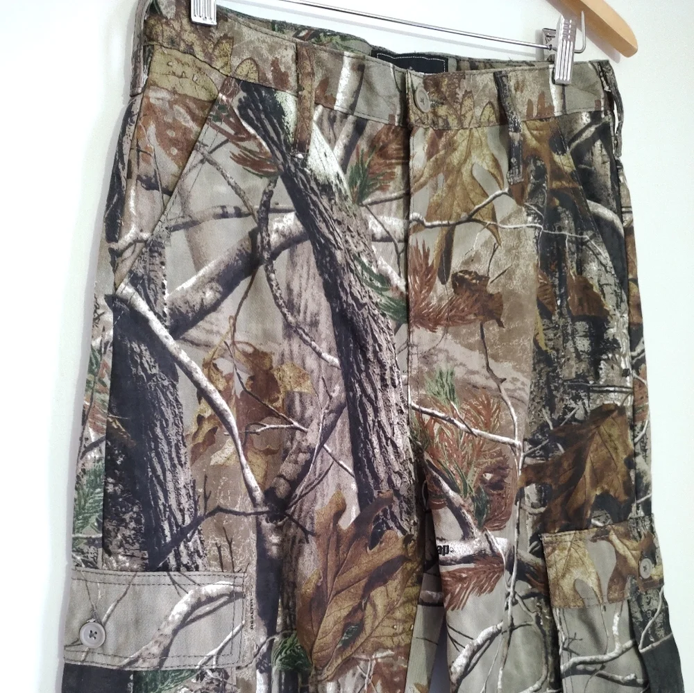RealTree Camouflage Cargo Pants with Drawstring Leg Opening - Picture 3 of 8